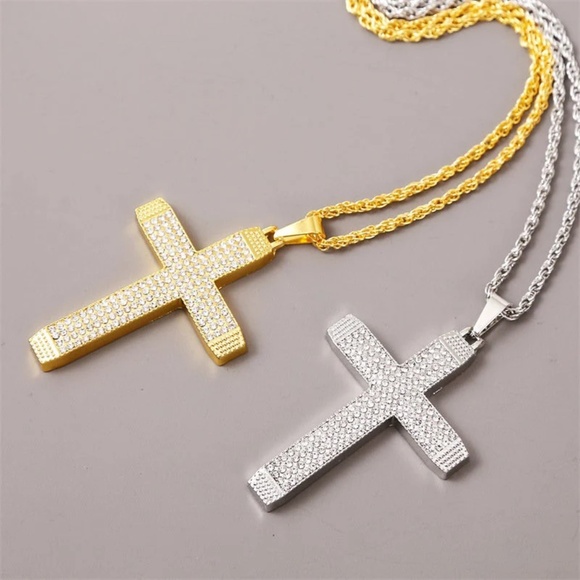 Simple Cross Hip Hop Necklace Exaggerated Pendant Necklace - Picture 3 of 10
